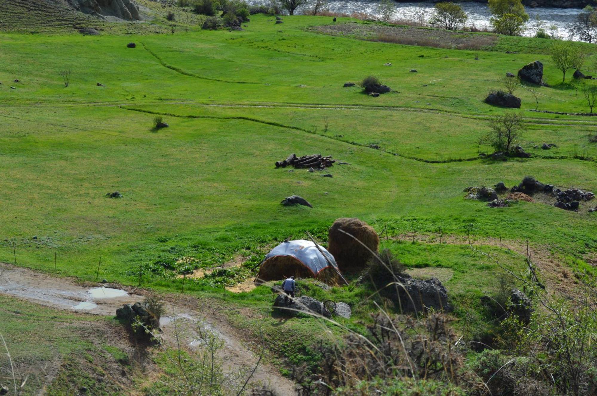Tirebi Farmhouse Vardzia  Εξωτερικό φωτογραφία